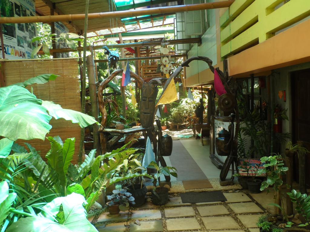 Victoria Guest House And Cottages Puerto Princesa Zewnętrze zdjęcie
