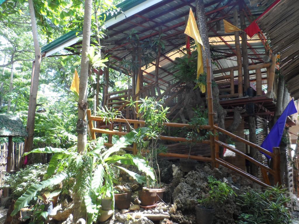 Victoria Guest House And Cottages Puerto Princesa Zewnętrze zdjęcie